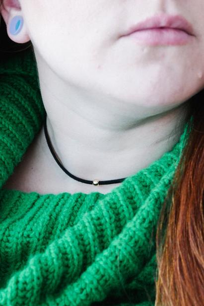 Choker with Bead